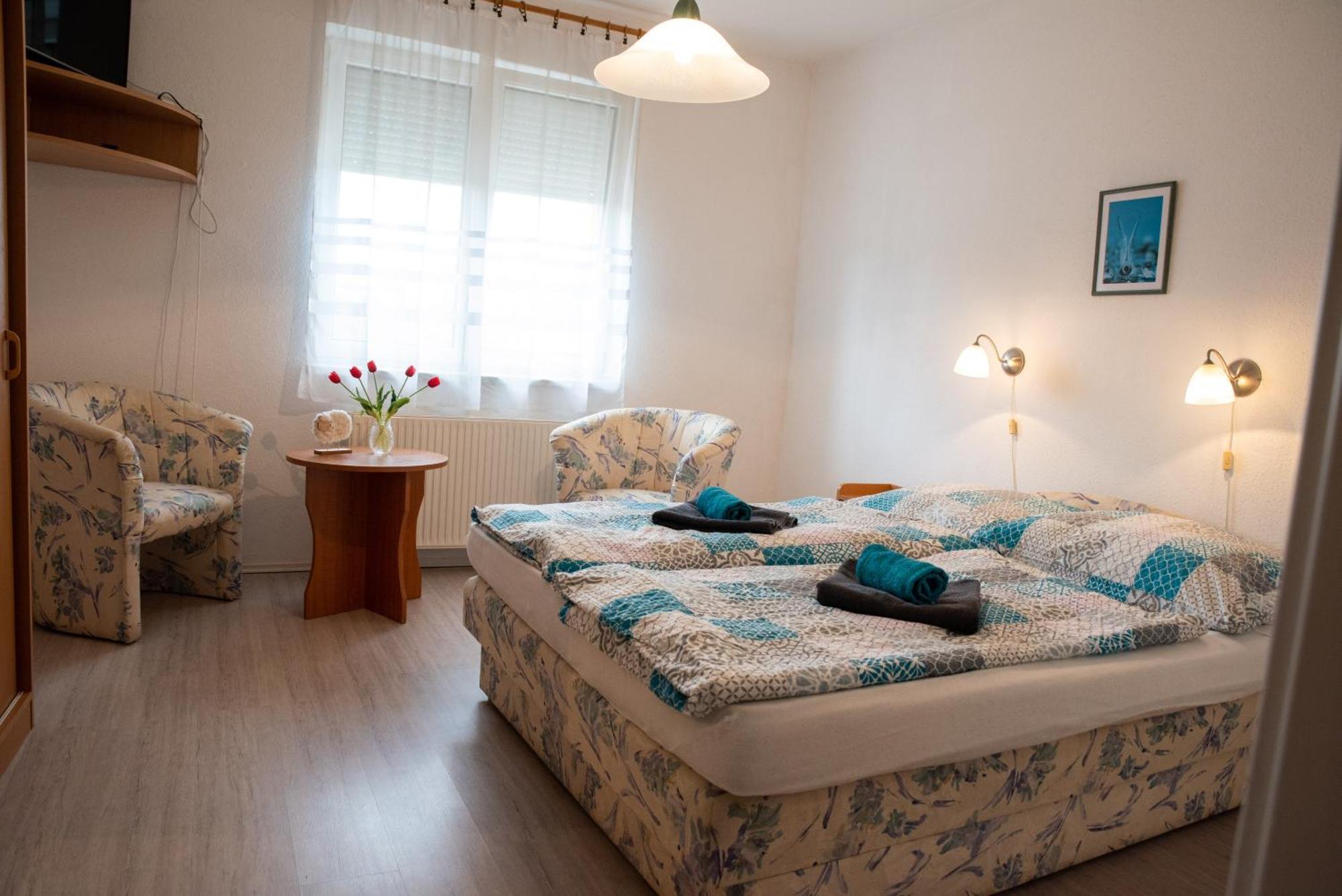 Flora Villa Hévíz Extérieur photo