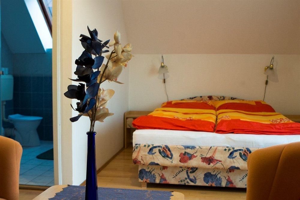 Flora Villa Hévíz Extérieur photo