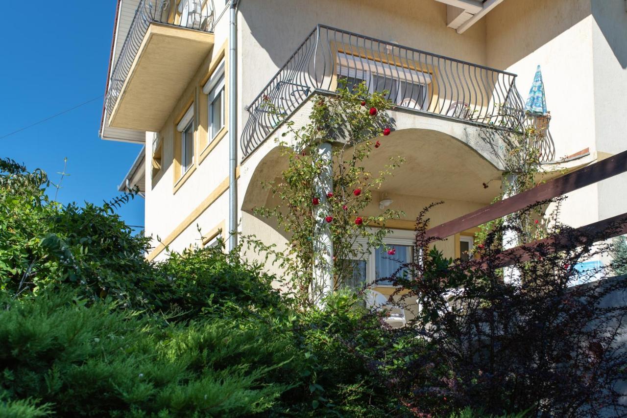 Flora Villa Hévíz Extérieur photo